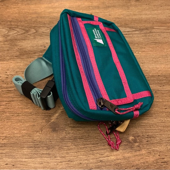 MEC Fanny Pack Hip Bag - Picture 6 of 6